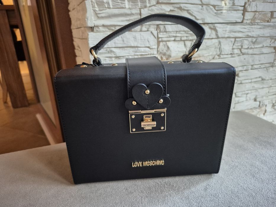 Torebka Damska Skórzana Kuferek Love Moschino Skóra naturalna