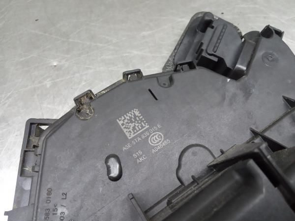 Fechadura / fecho porta trás esquerdo VOLKSWAGEN Golf VII (5G1, BQ1, B