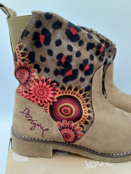 Nowe botki DESIGUAL pantrrka haft brązowe 37 c181