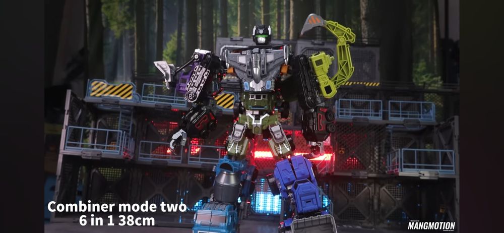 Transformer Devastator434467018827386881