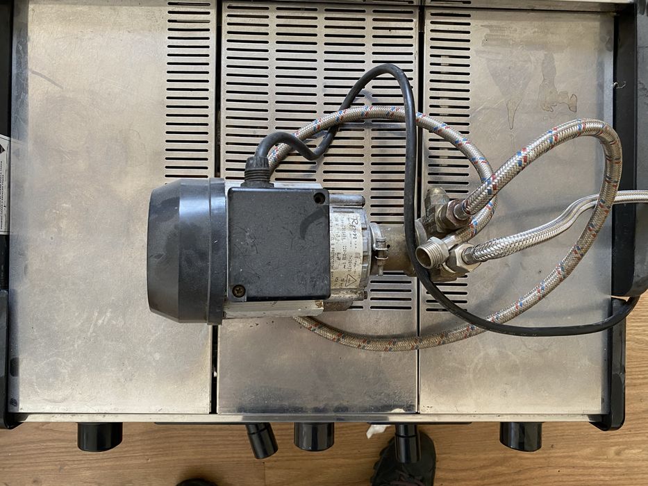 Професійна кавовамашинаLaSpaziale Італія