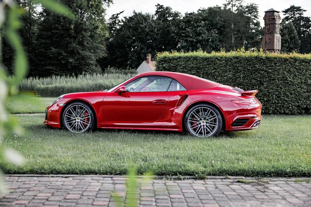 Porsche 911 PORSCHE 911 TURBO 540 KM salon serwis 32 tys km BEZWYPADKOWY