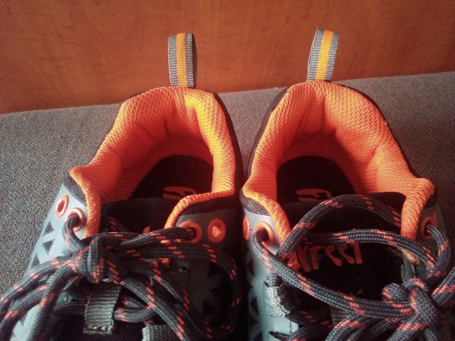 Buty 39. Wkładka 23cm