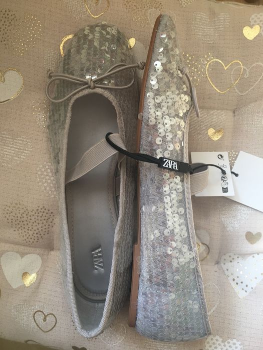 ZARA balerinki srebrne z cekinami 38