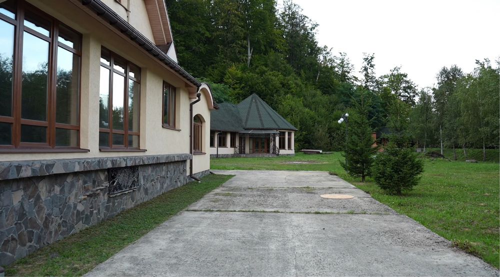 Продам заміський будинок, база відпочинку, центр реабілітації