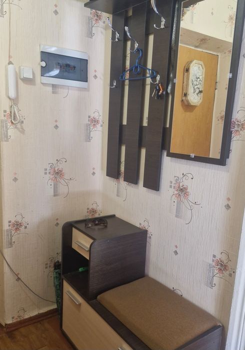 СРОЧНО!Продам 2х кімнату в центрі Павлограда по вул.Шевченка