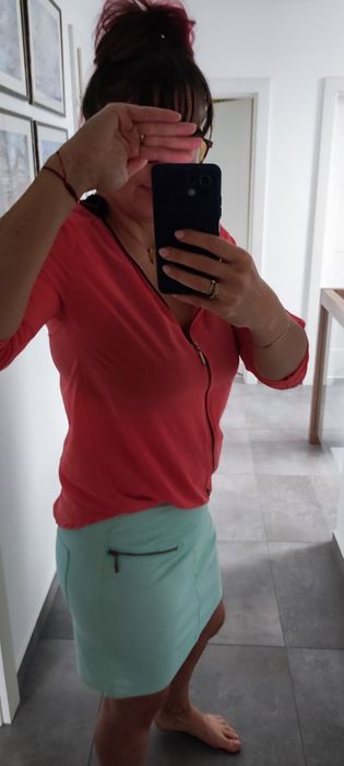 Malinowa bluzeczka rozmiar L i spódnica miętowa rozmiar L