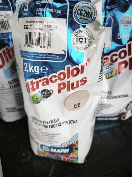 Fuga Ultracolor Plus 132 beż 2 kg