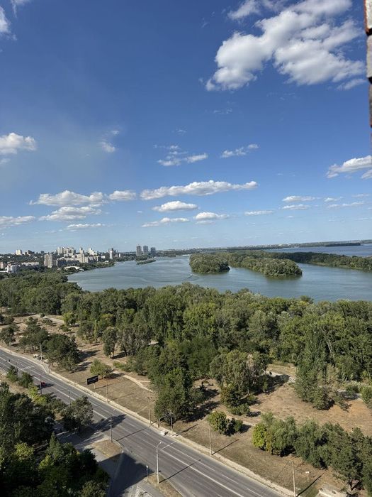 Продам квартиру ЖК Маршал 5-вікон