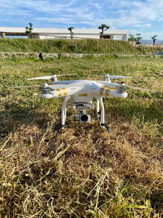 Drone DJI Phantom 3 SE Professional com mala e comando446553916346869760