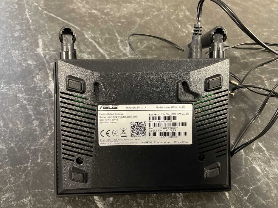 RT-N12+Wireless-N300 3-in-1 WI-FI Router