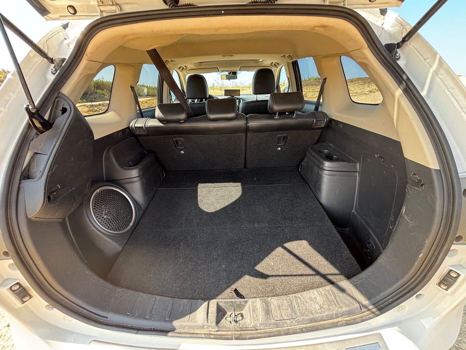Mitsubishi Outlander 2.0 PHEV Instyle (2014)
