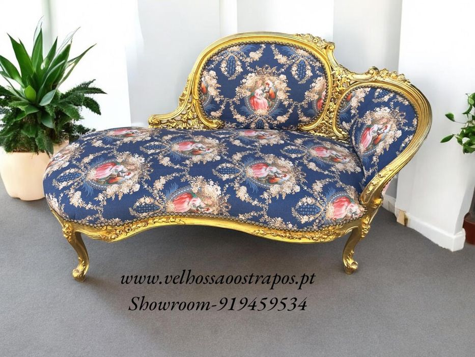 Canapés/Cadeirões ( Variadíssimos)