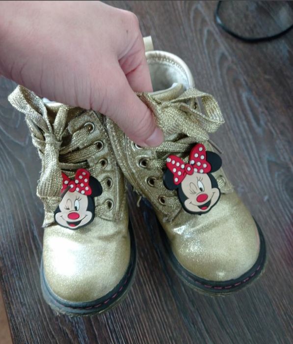 Черевики для дівчинки 24р.Весняні черевики, чоботи Minnie mouse, туфлі