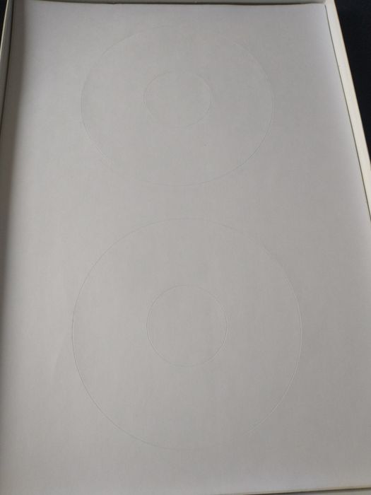 Etykiety samoprzylepne na płyty cd