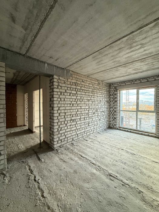 Велика квартира на Митниці в ЖК City Park з автономним опаленням