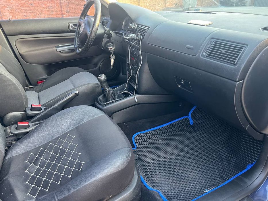 Продам Volkswagen Golf 4 2003 гольф 4