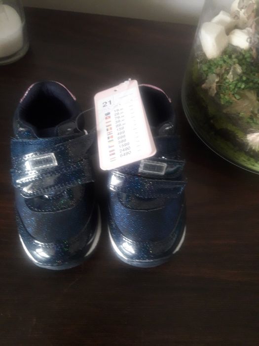 Buty dziewczęce 21