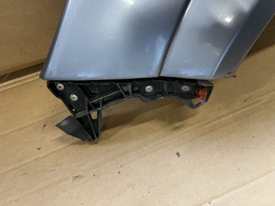 Blotnik przod lewy prawy opel astra h gtc z 163