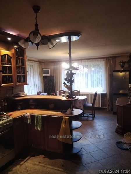 Продаж будинку Виговського