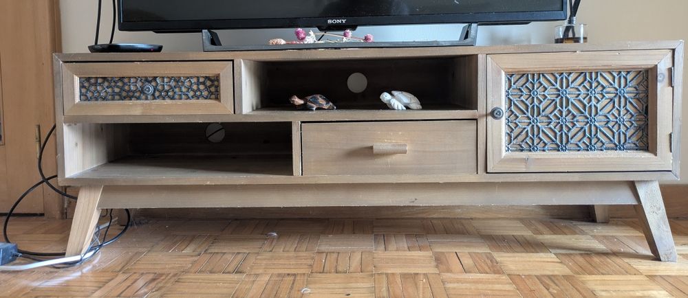 Aparador de televisão