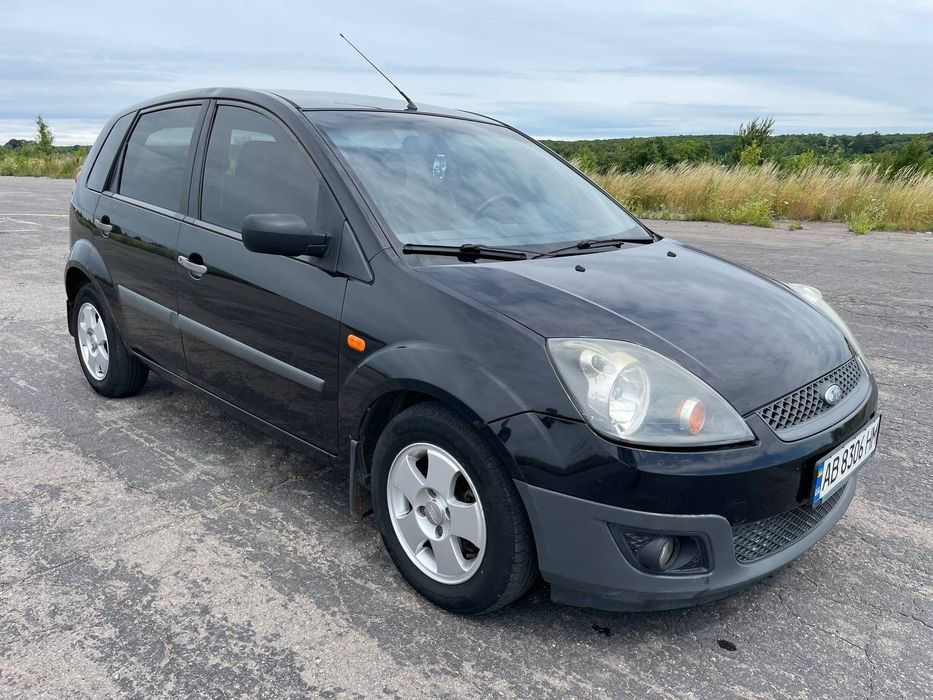 Продам Ford Fiesta 1,4 бензин 2007р.