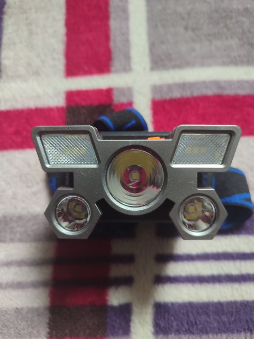 Ліхтарик налобний