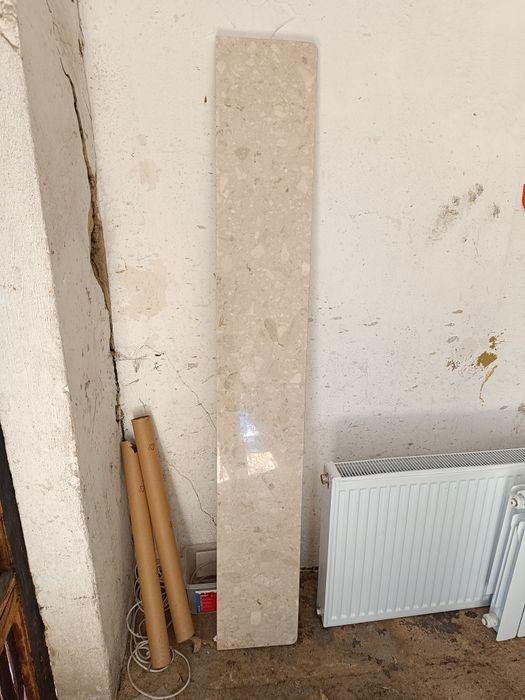 Parapet z konglomeratu