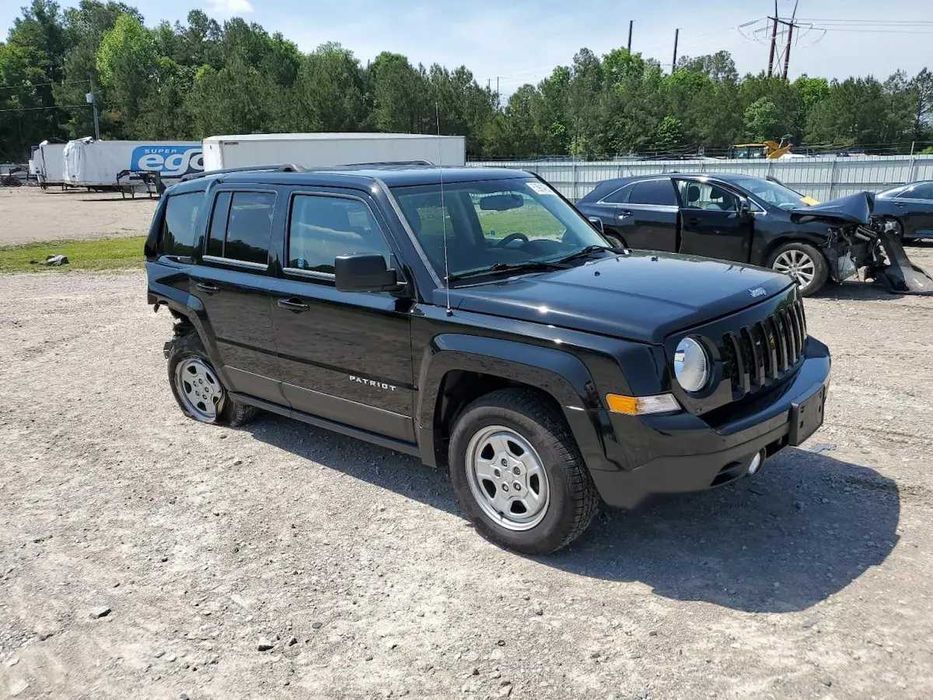 Бампер Jeep Patriot розборка шрот