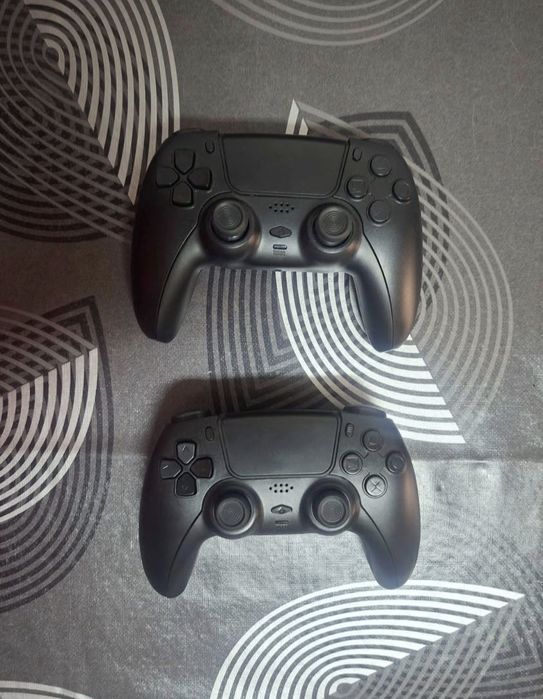 Pack PS4 500GB - Funcionamento Impecável (6 Jogos + 2 Comandos)