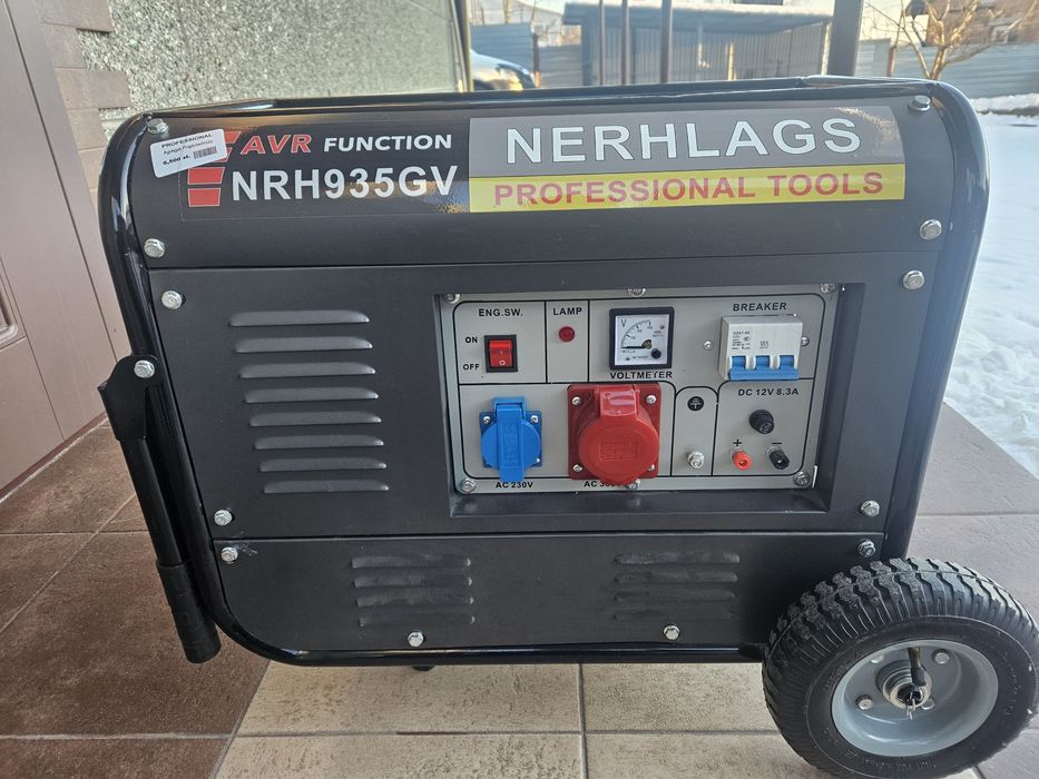 Генератор Трохфазний