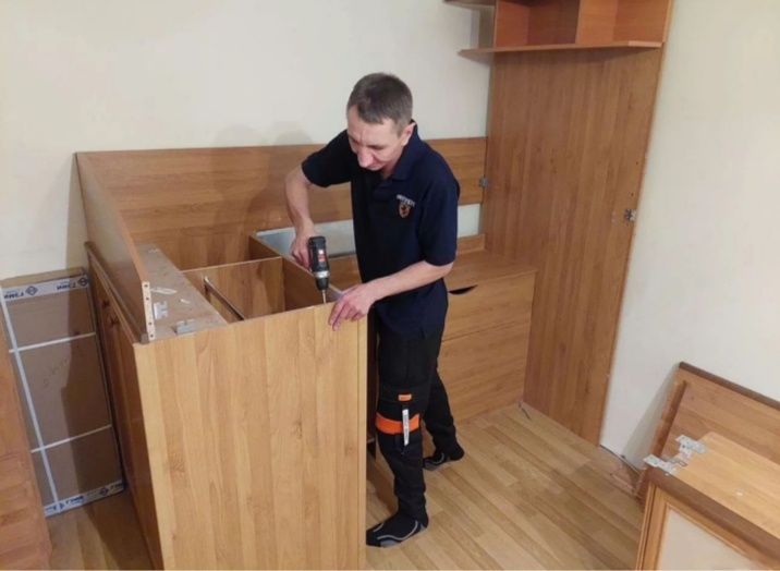 Грузчики Дружковка,погрузка вещей, услуги грузчиков , разбор мебели