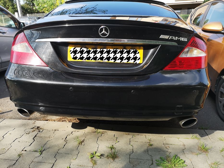 Mercedes CLS W219 zderzak tylni 197U Obsidian Black