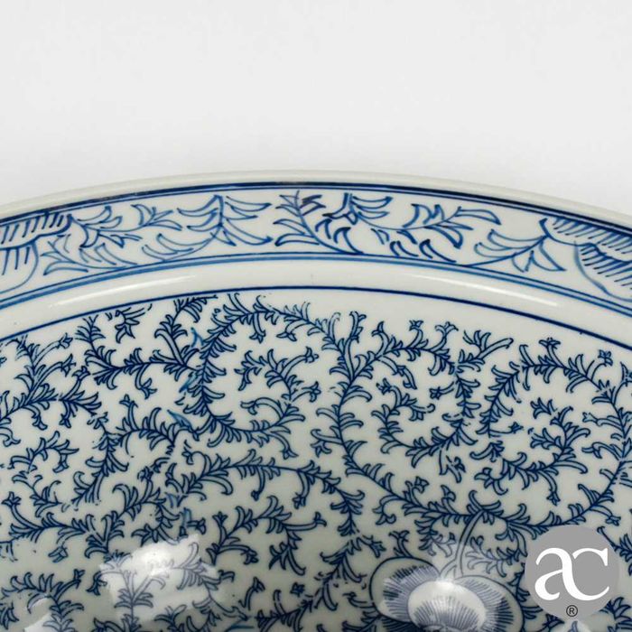 Bacia em porcelana da China, período República