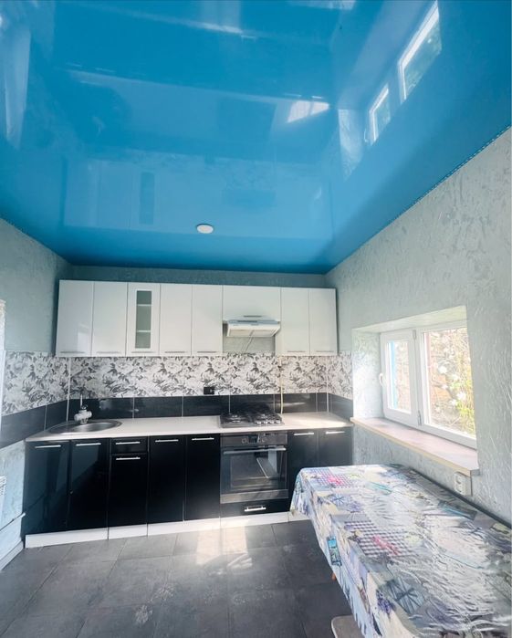 Продаж пів будинку на Новомиколаївці