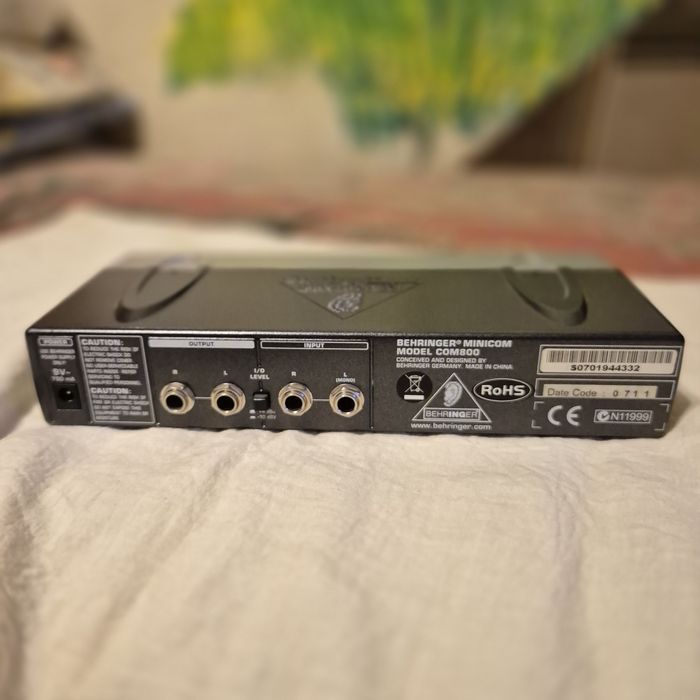 Компресор Behringer Minicom COM800