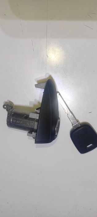 Личинка замка Mercedes sprinter w906 06-г.в. VW crafter 06-