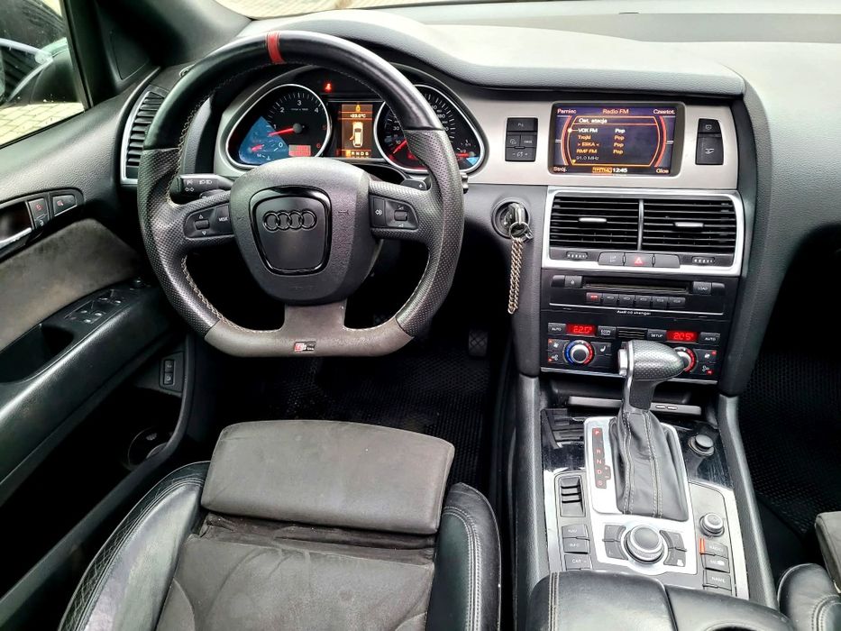 Audi Q7 4.2TDi 400KM S-Line Bogate wyposażenie