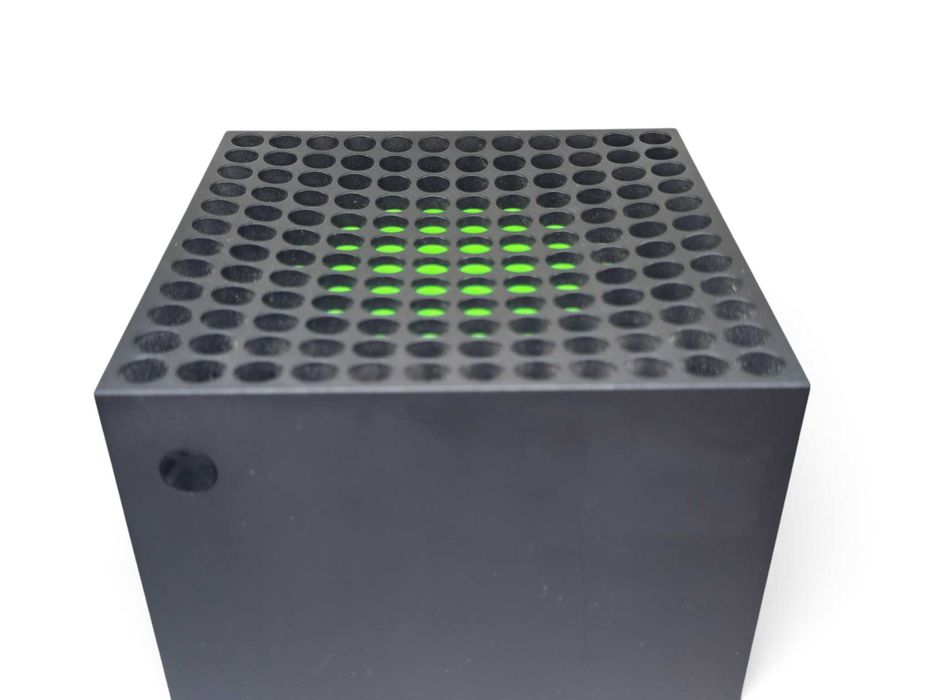 Konsola Xbox Series X + Pad