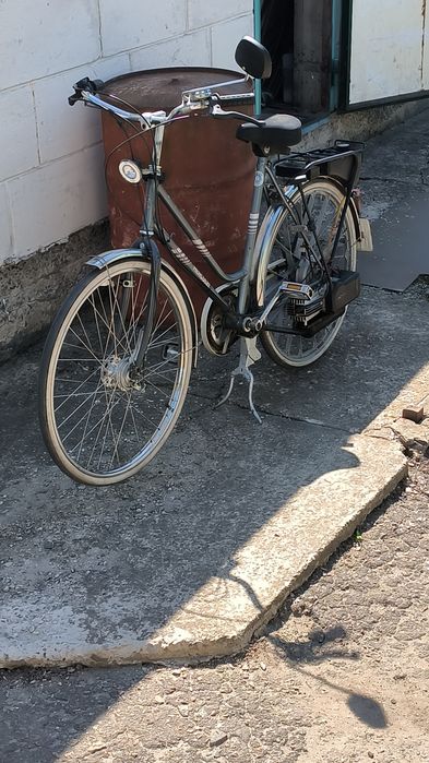 Велосипед з двигуном Sachs