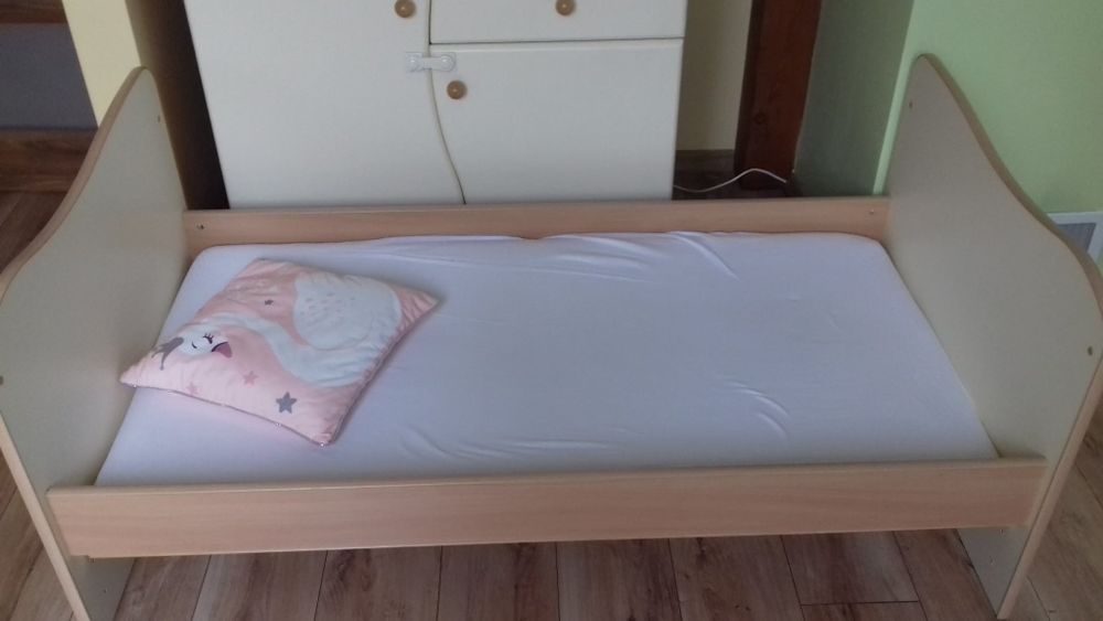 Zestaw mebli dzieciecych