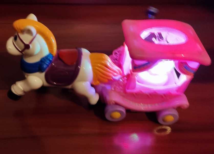 New Carriage (with automatic rotation, music, and lights)64739005666819124