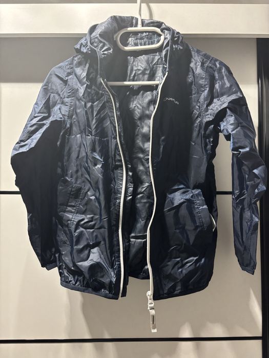 Kurtka przeciwdeszczowa granatowa Quechua rozmiar 125/132 cm