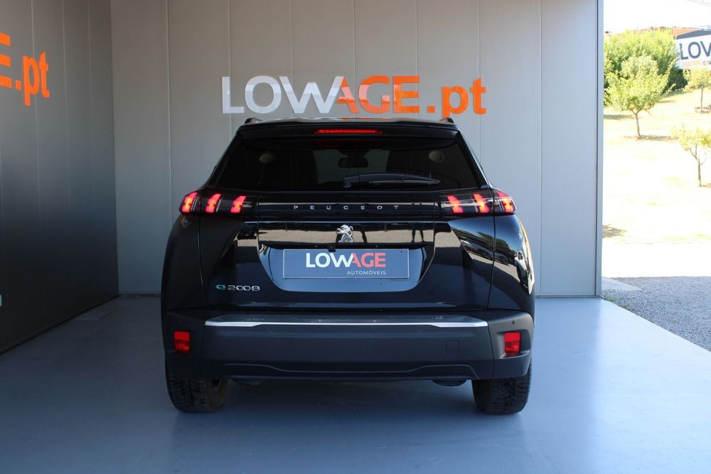 Peugeot e-2008 50 kWh Allure