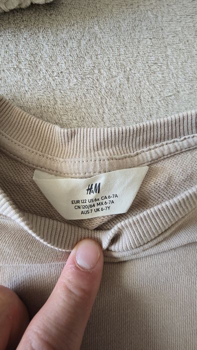 Sweter rozmiar 122