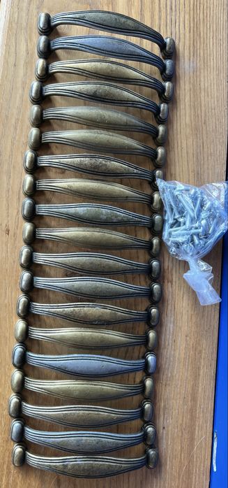 Ручка меблева 96мм Бронза