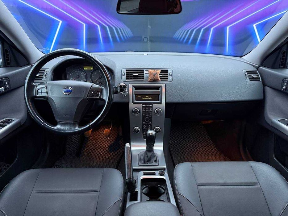 Volvo V50 2008, 2.0 дизель, механика 6-ст