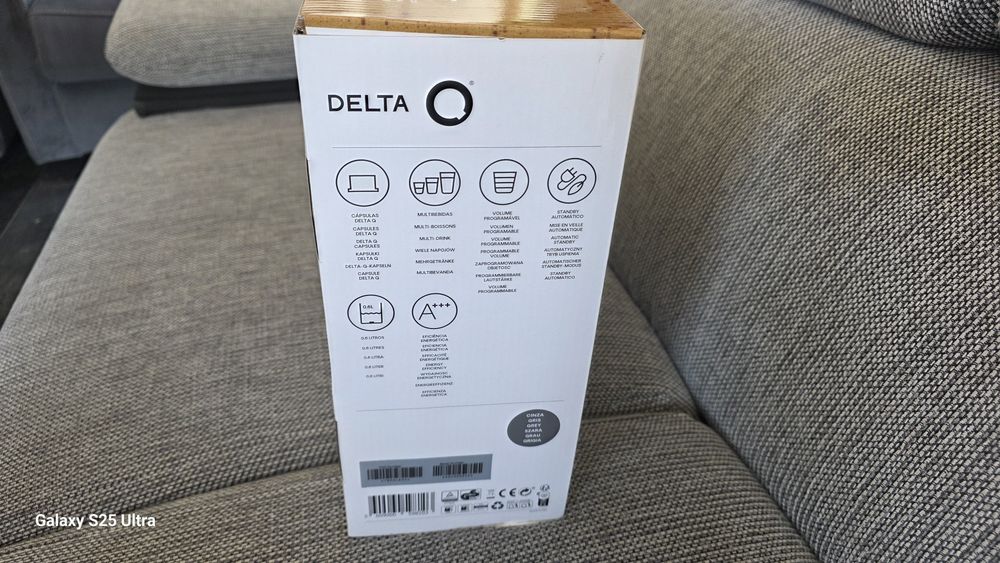 Automatyczny ekspres do kawy Delta Qool Mini nowy model w kartonie + 2 kapsułki