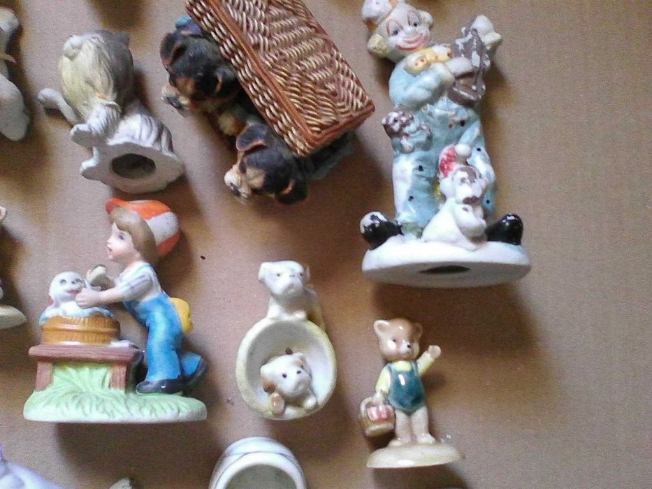 conjunto loiça alusiva a animais