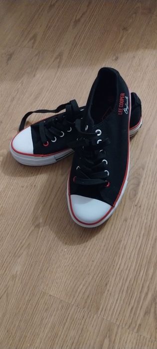 Nowe trampki Lee Cooper r.37